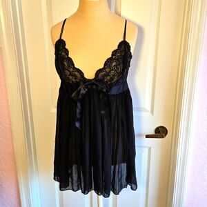 Victorias Secret Black Sheer Lace Babydoll Satin Ribbon Camisole Lingerie Size L